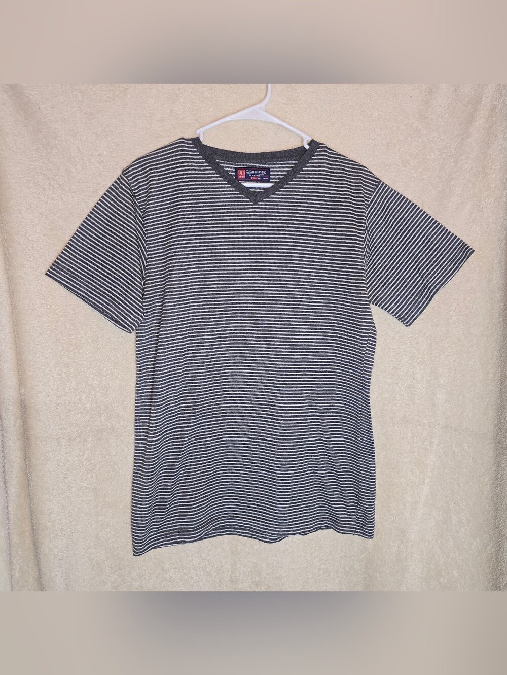 Black/White Horizontal Striped V-Neck T-Shirt Cambridge Classics Size Small Vint